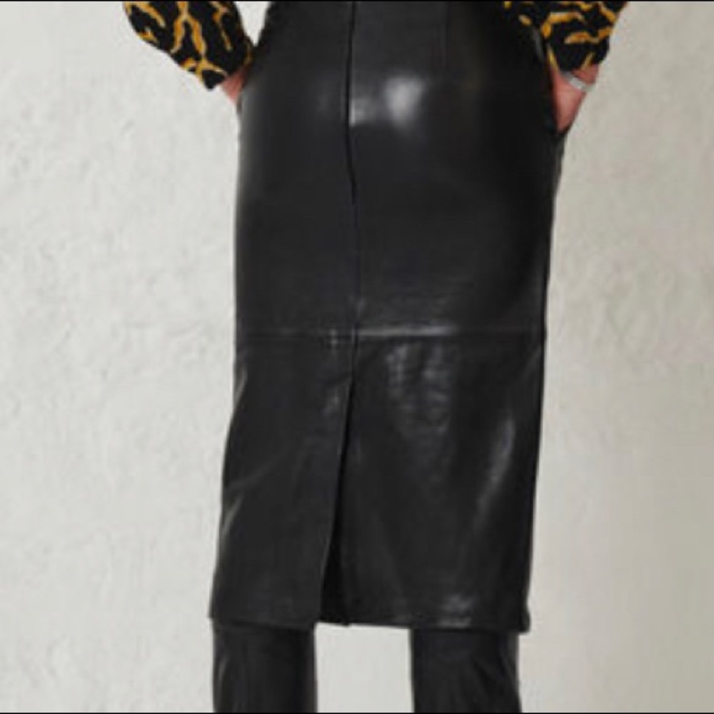 Leather skirt